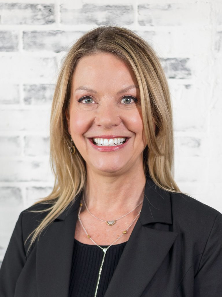 Jo-Anne Beaulieu(1)